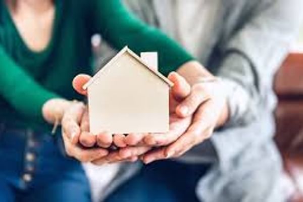 Pros of Buying Joint Property for Married Couples